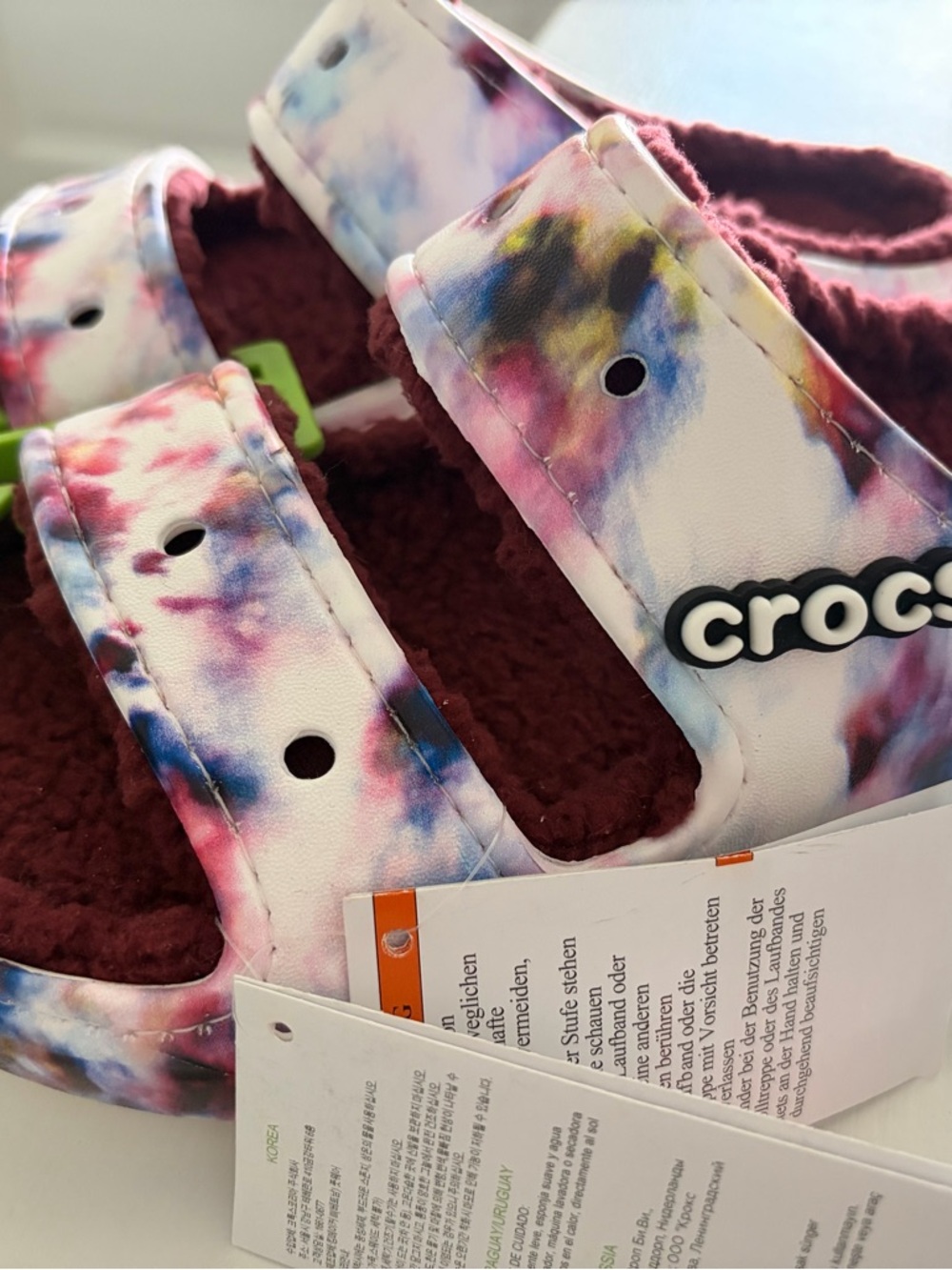 CROCS Tie-Dye Strap Clog with Burgundy Faux Fur Lining